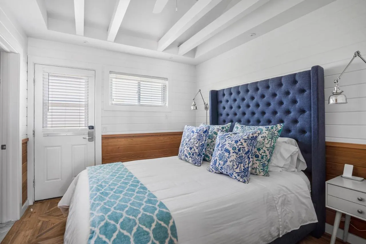 Resort Driftwood On The Ocean Montauk
