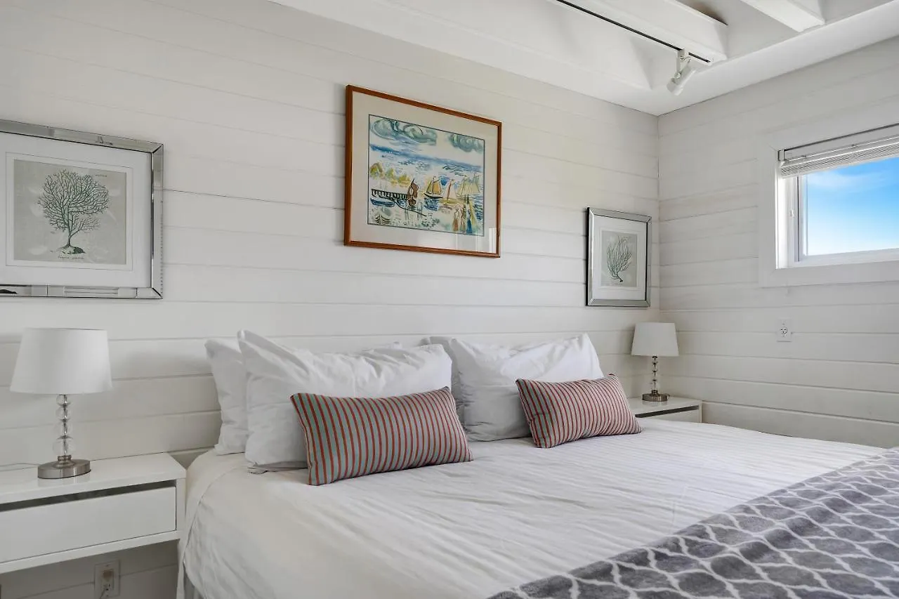 Resort Driftwood On The Ocean