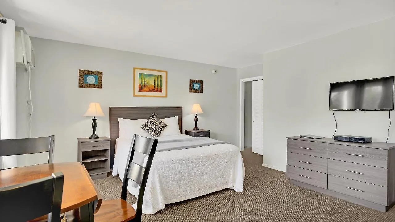 Hotel A Wave -