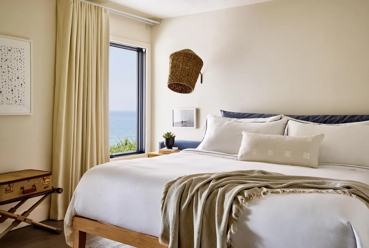 Resort Gurney's & Seawater