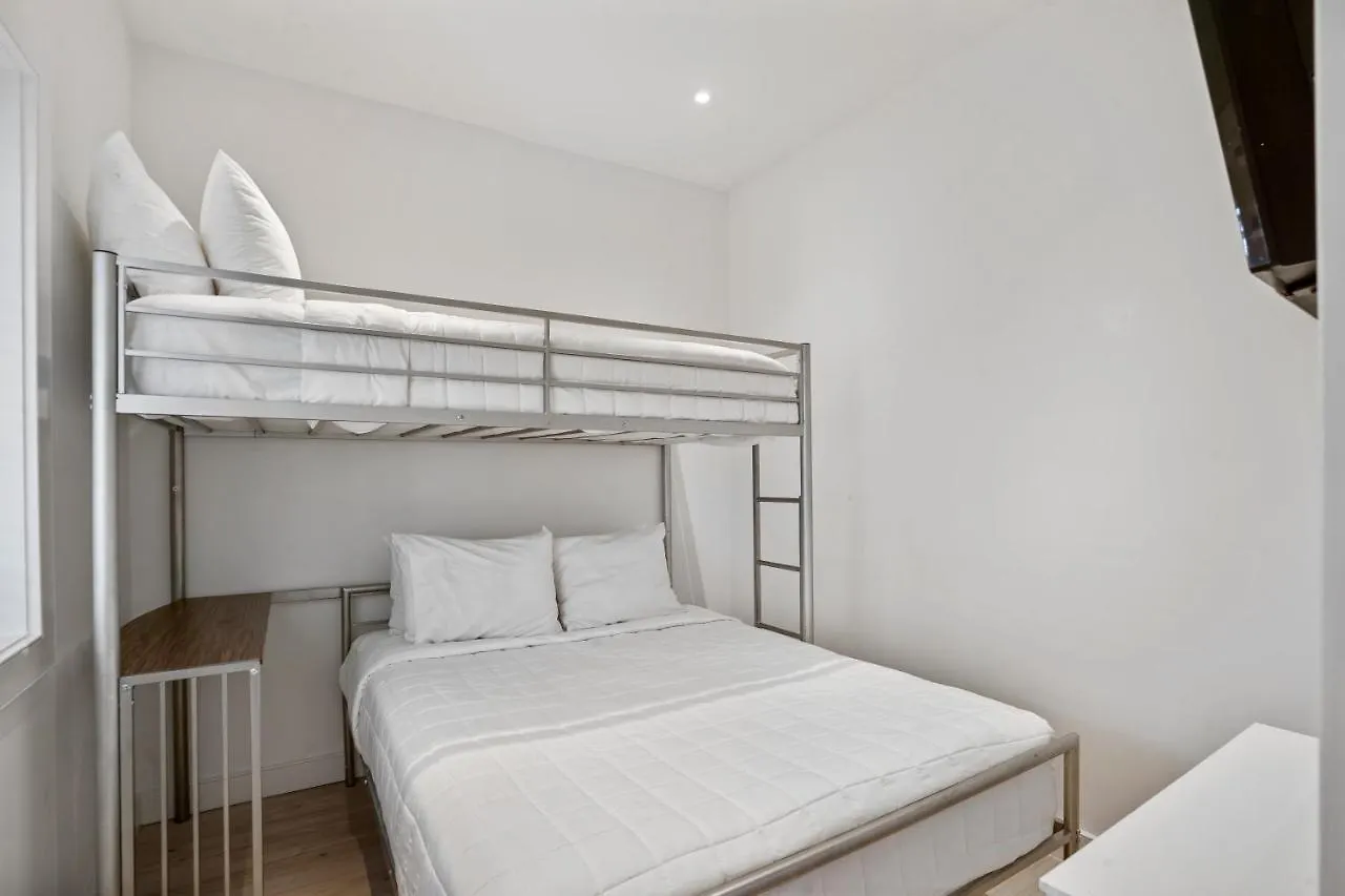Sea Crest 3*