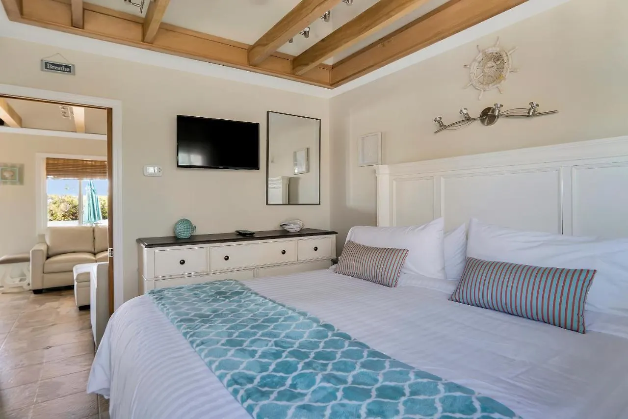 Resort Driftwood On The Ocean 3*
