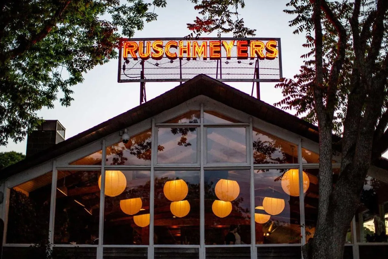 Ruschmeyers Hotel 3*