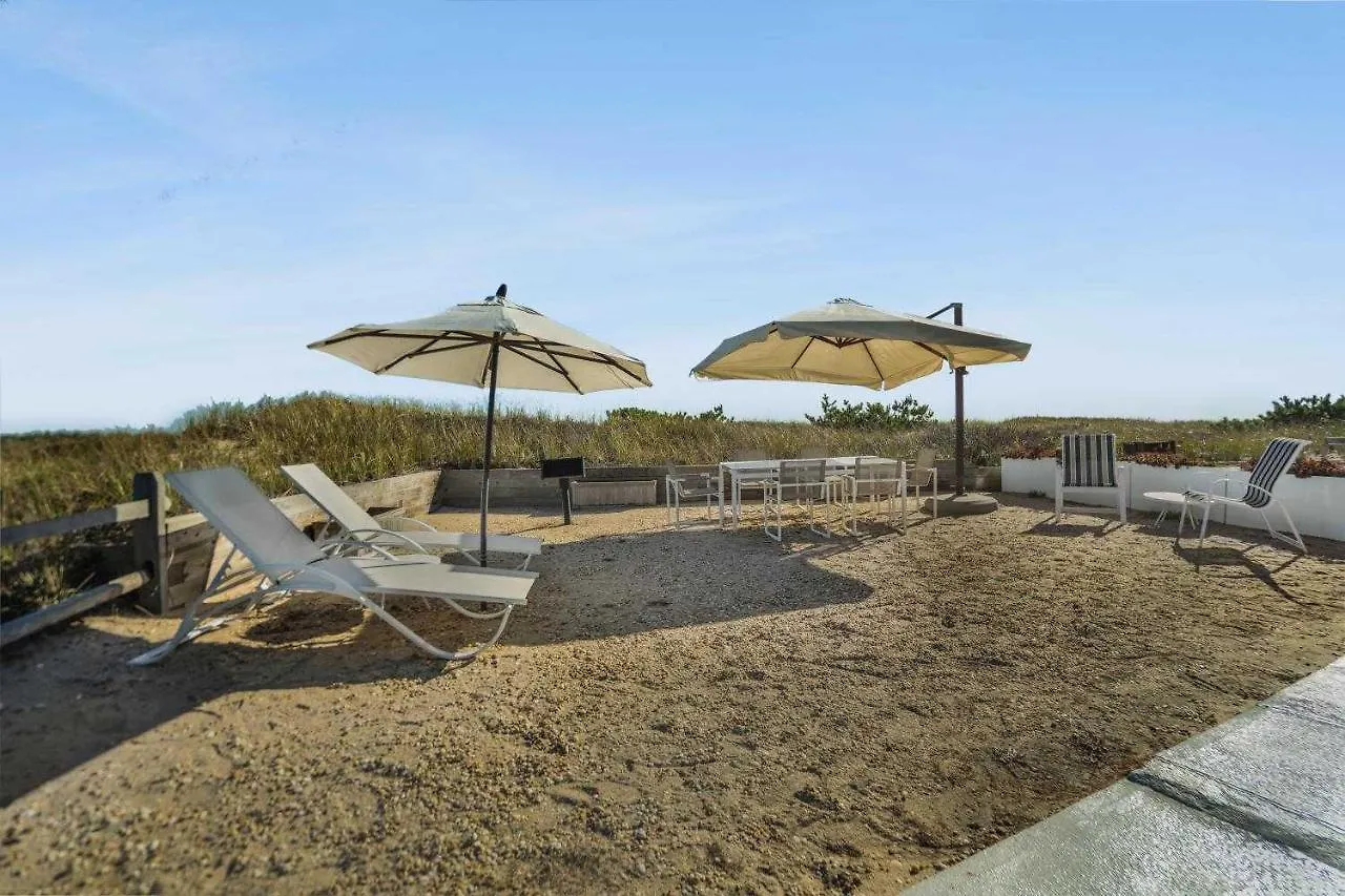 Driftwood On The Ocean Resort