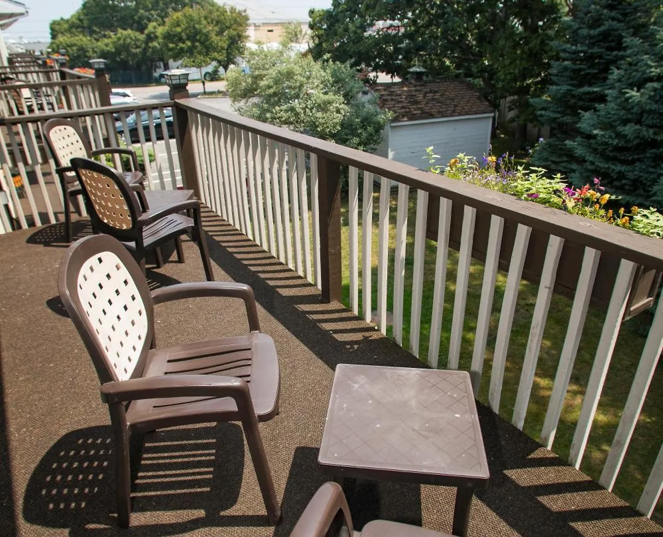 Kenny's Tipperary Motel Montauk