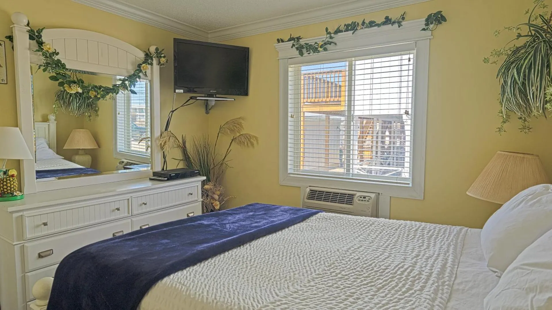 Oceanside 3* Montauk