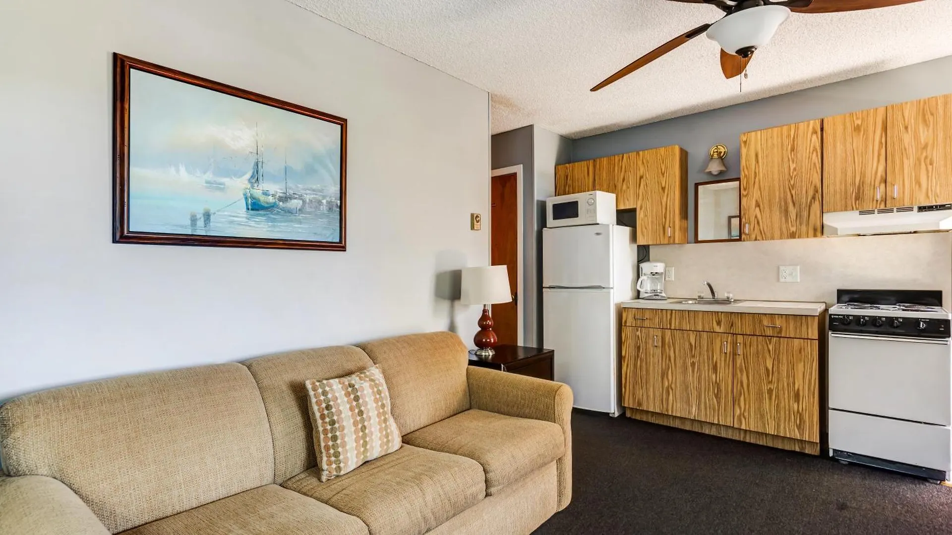 Oceanside Motel 3*