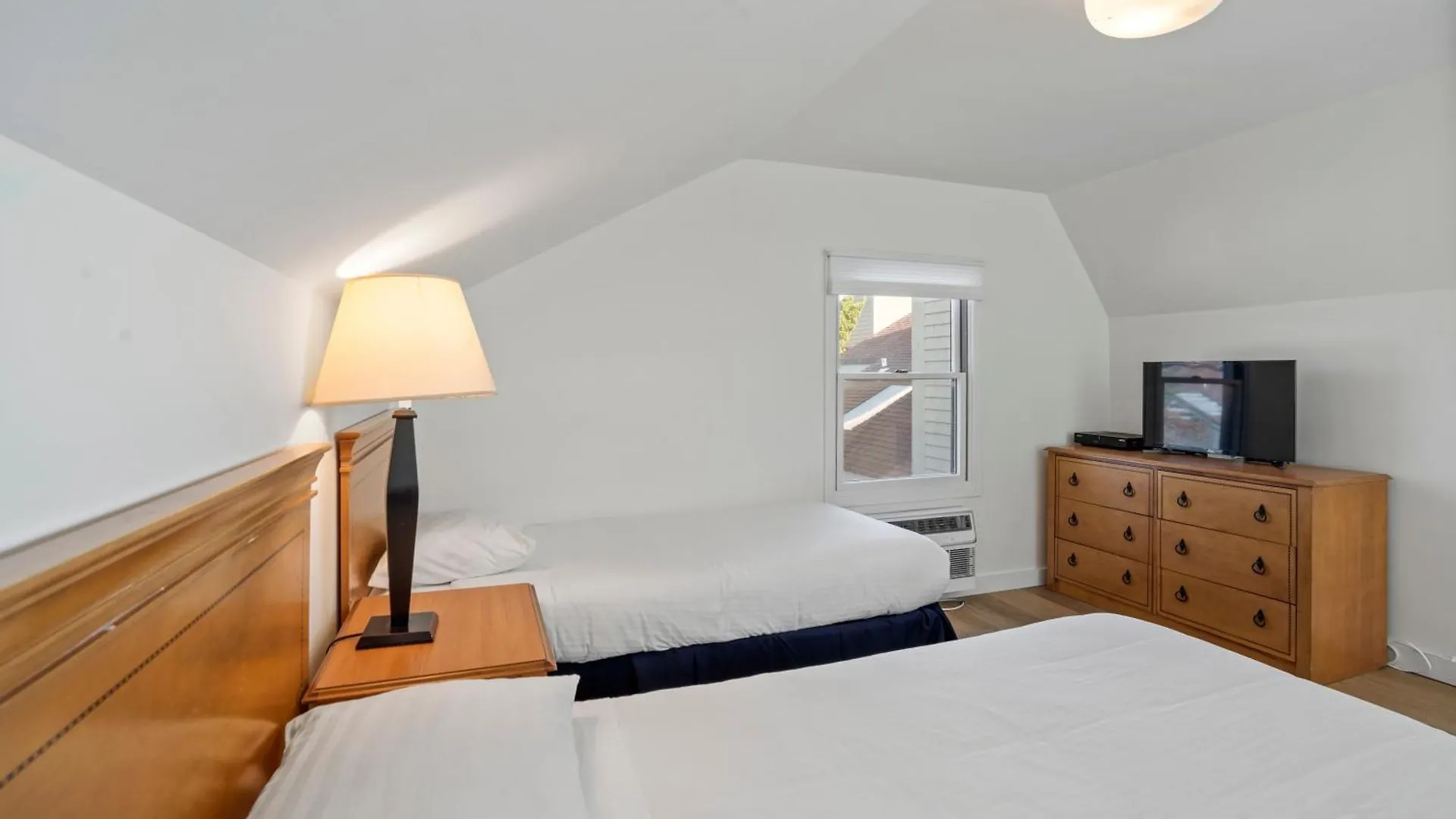 Resort The Surf Club 3*