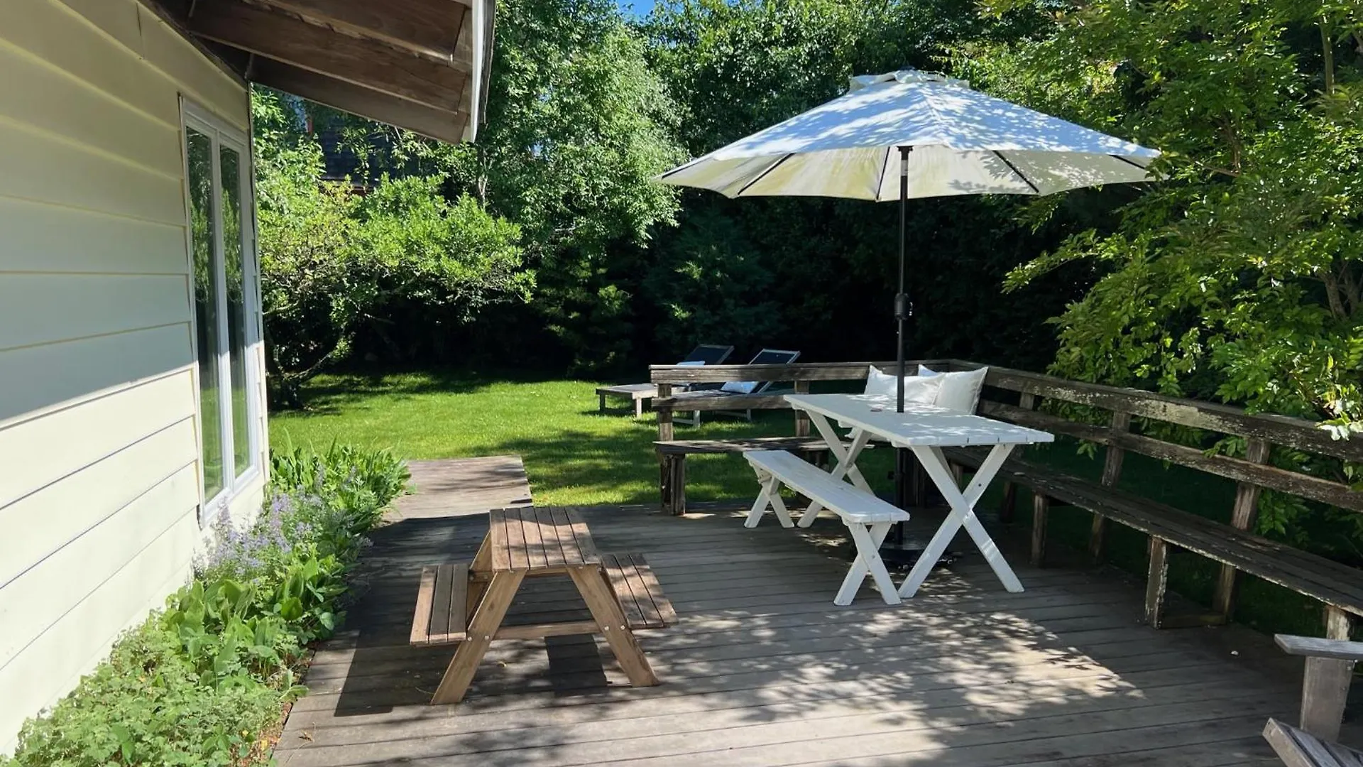 Walk To - Bright, Pond-facing 2br Leisurama *