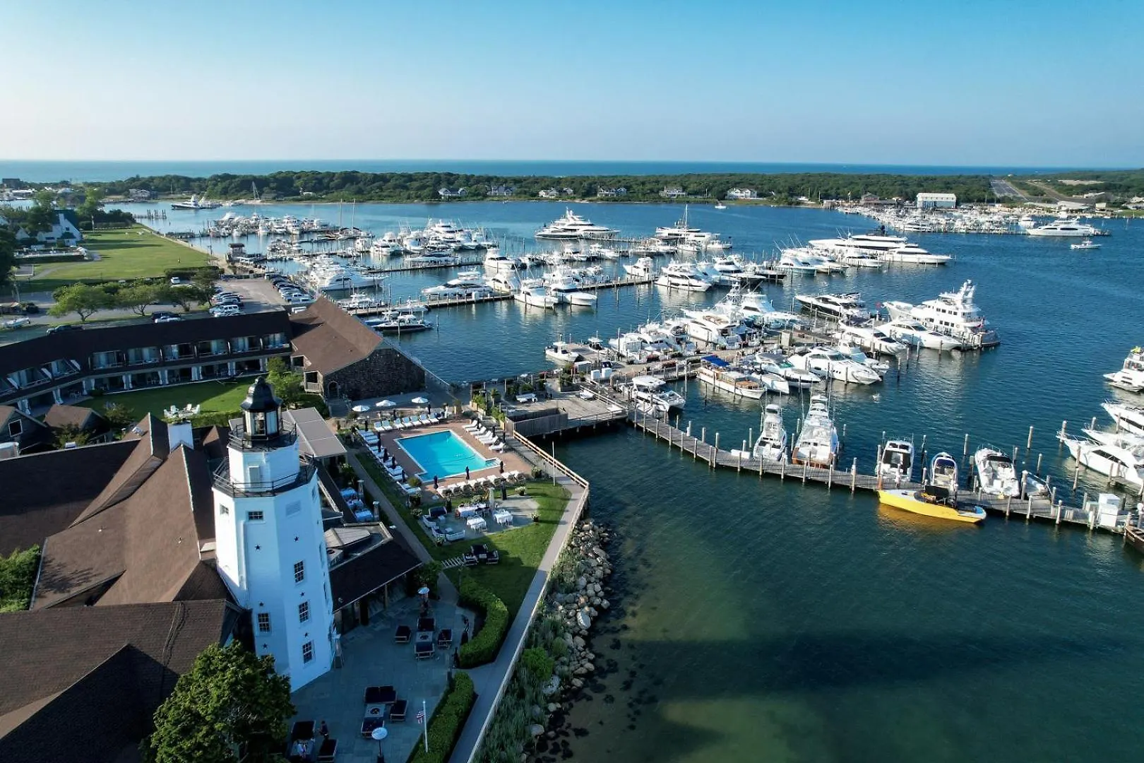 Yacht Club Feriested