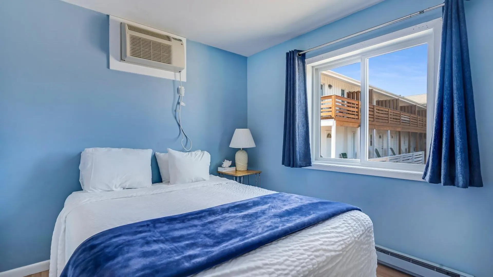 Motel Oceanside 3*