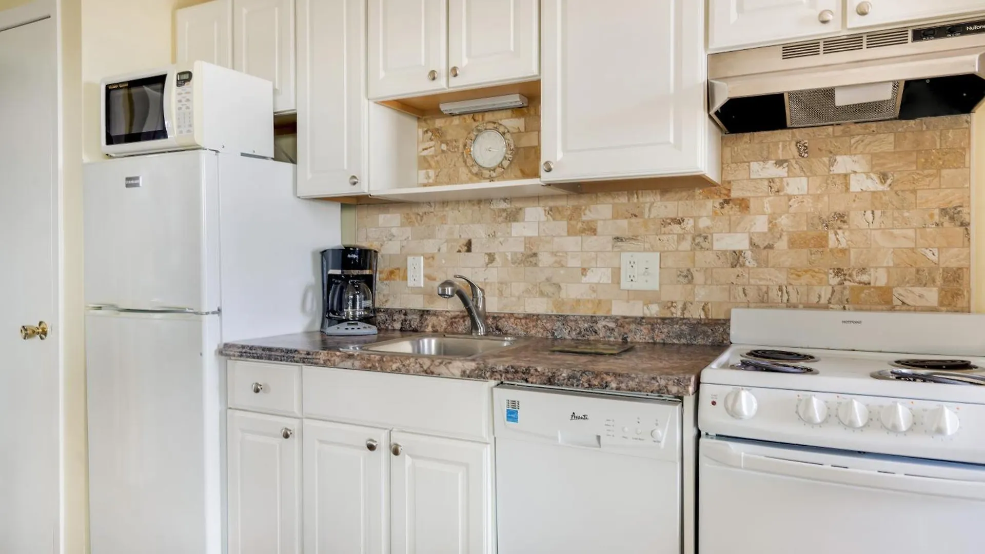 Oceanside 3* Montauk