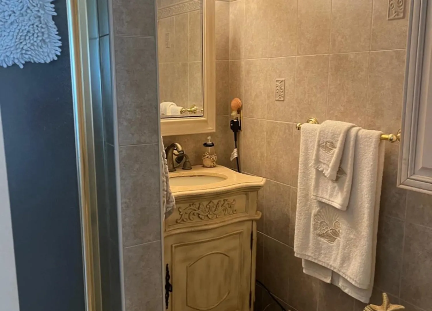 Osprey 3br Beach House Close To Minutes From East Hampton And Apartment