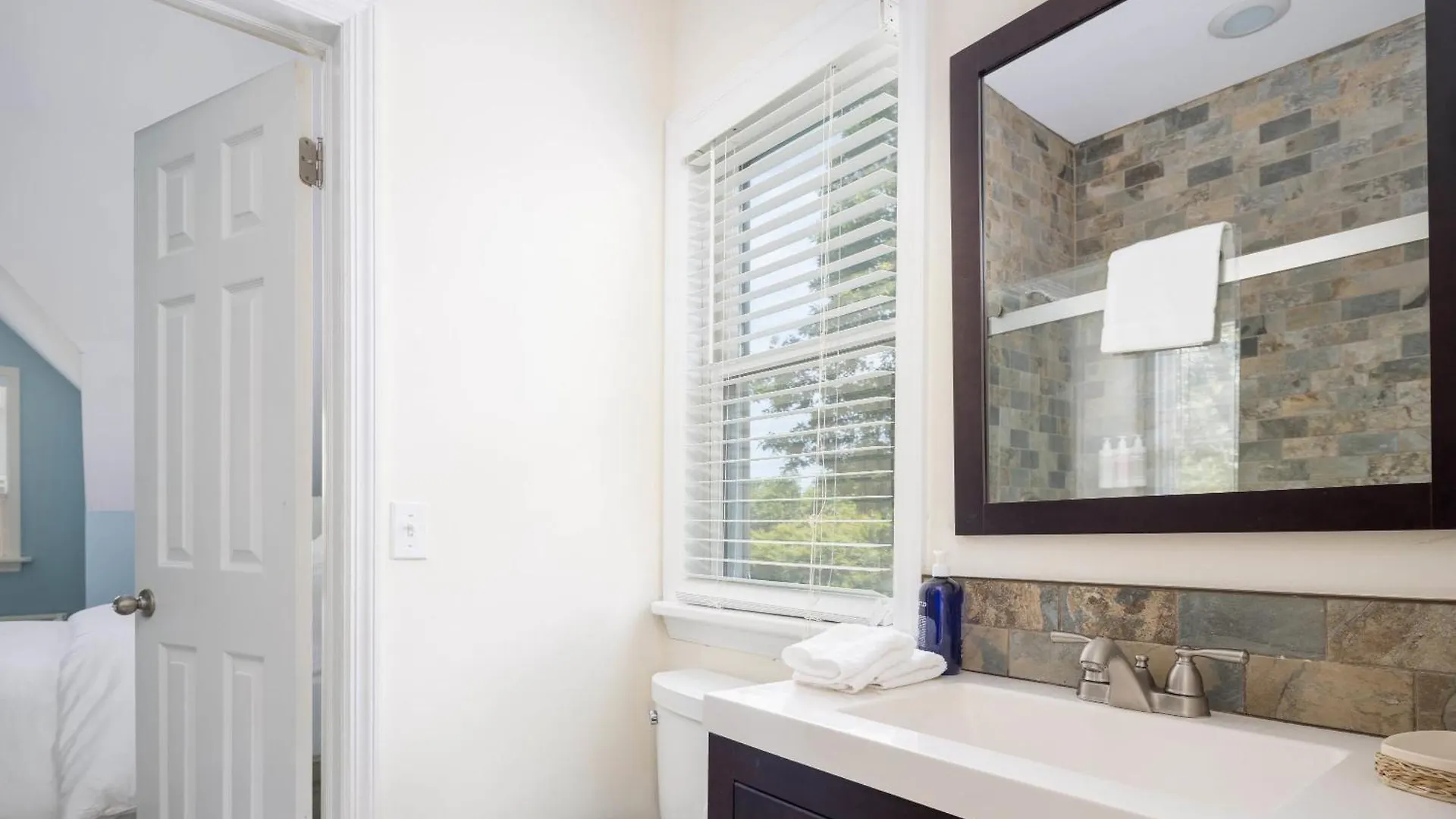 Glendale By Rove 5br Family With Outdoor Space & Heated Pool *