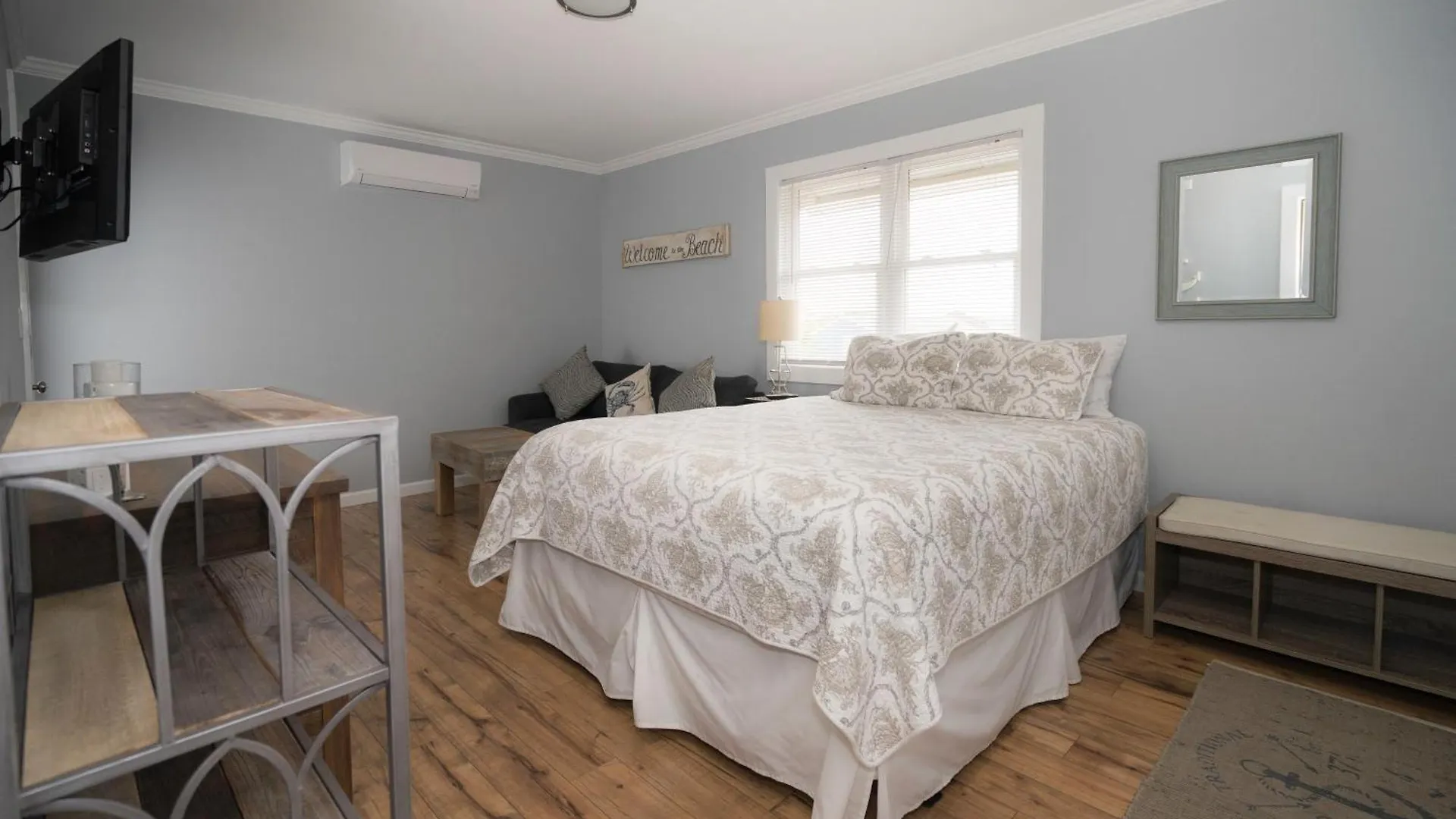 The Soundview Hotel Montauk