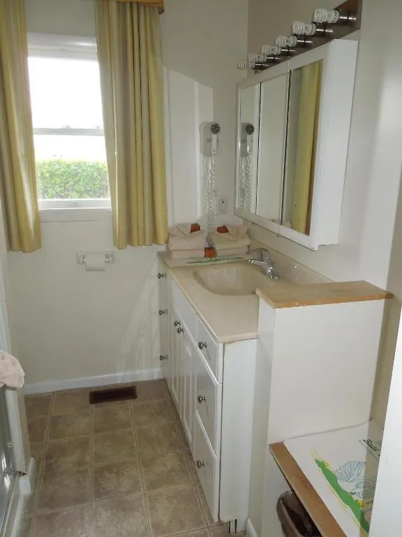 & Captain's Quarters Ξενοδοχείο με διαμερίσματα Μοντόκ