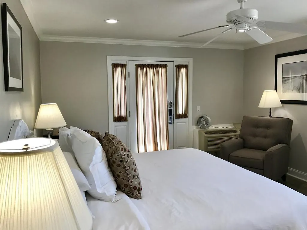 Motel Kenny's Tipperary Montauk