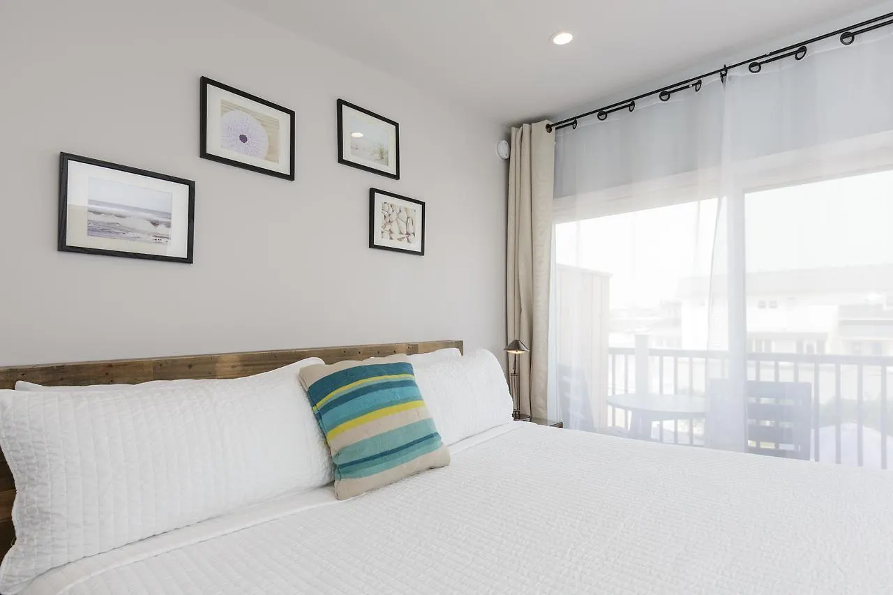Aqualina 3* Montauk