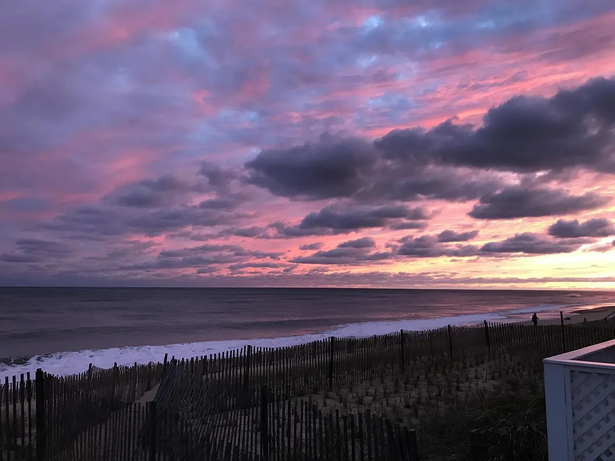 Ocean Surf 3* Montauk