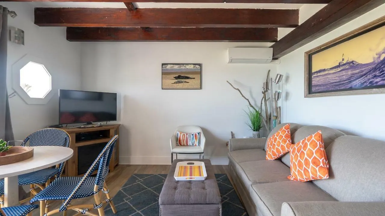 Hotel Beachcomber At