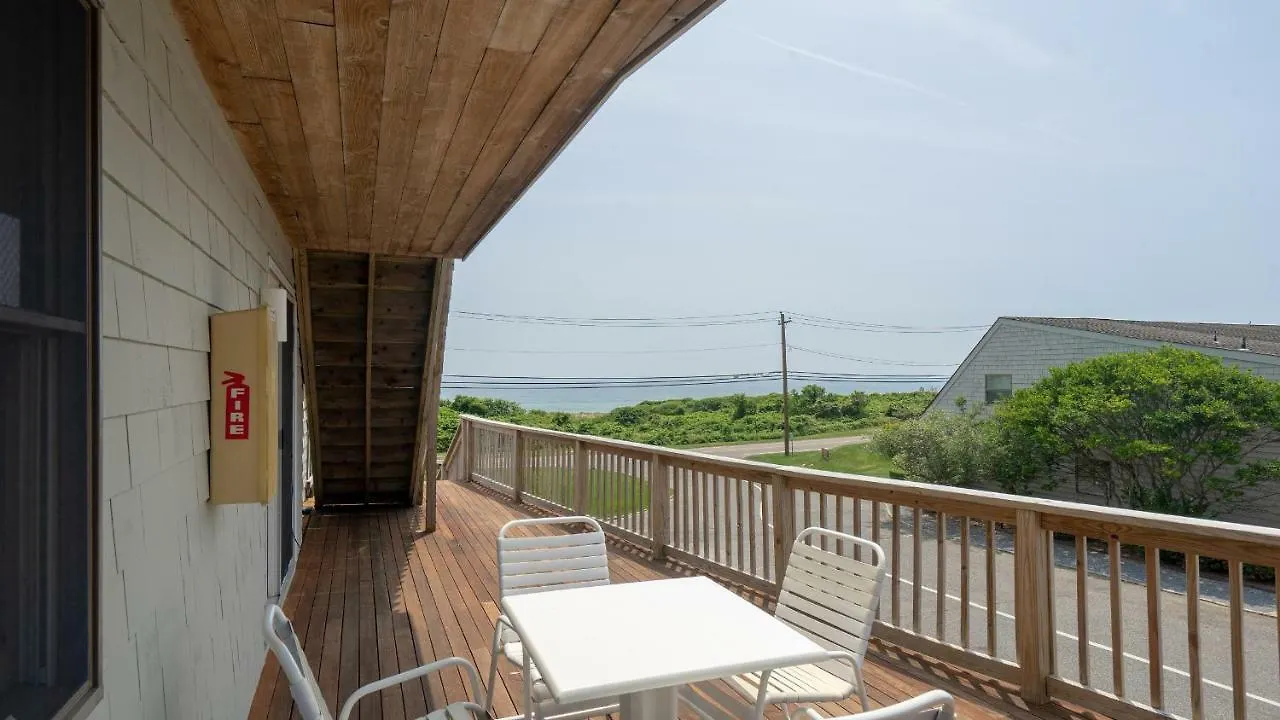 Beachcomber At 3* Montauk