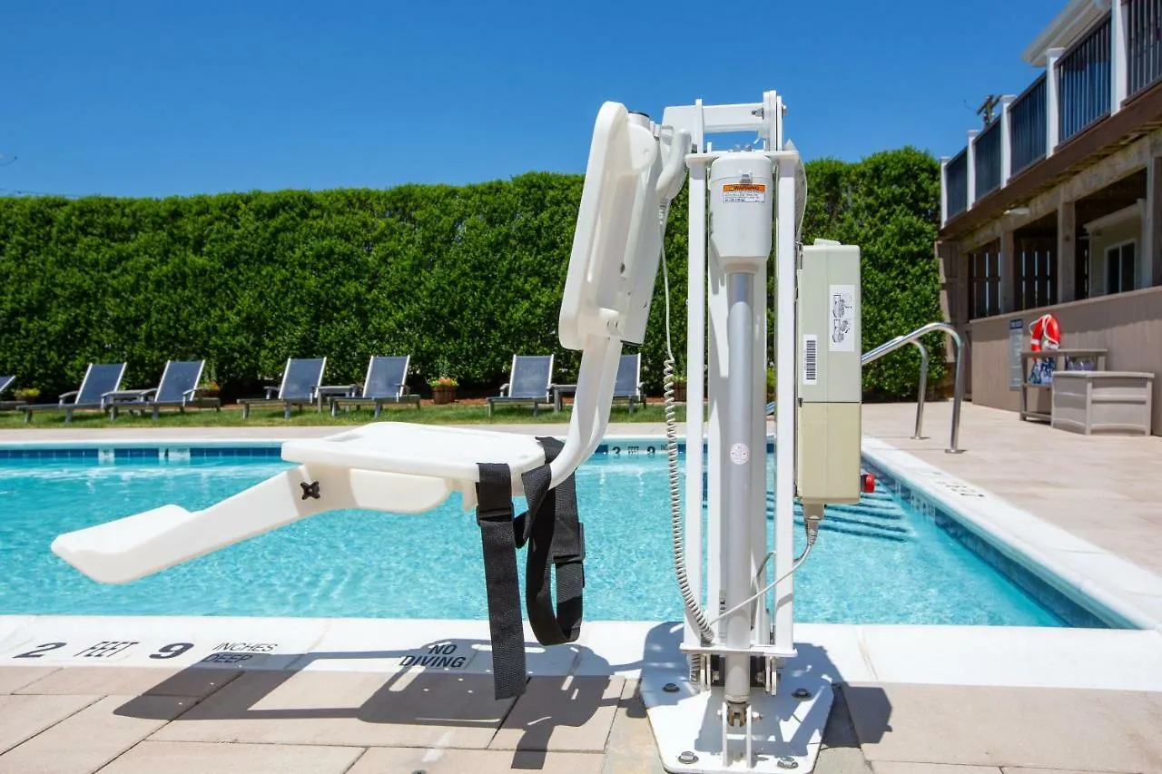 Aqualina 3*