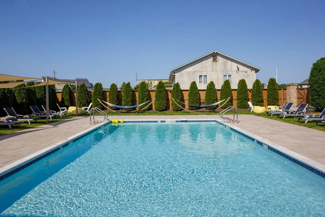 Aqualina Motel 3*