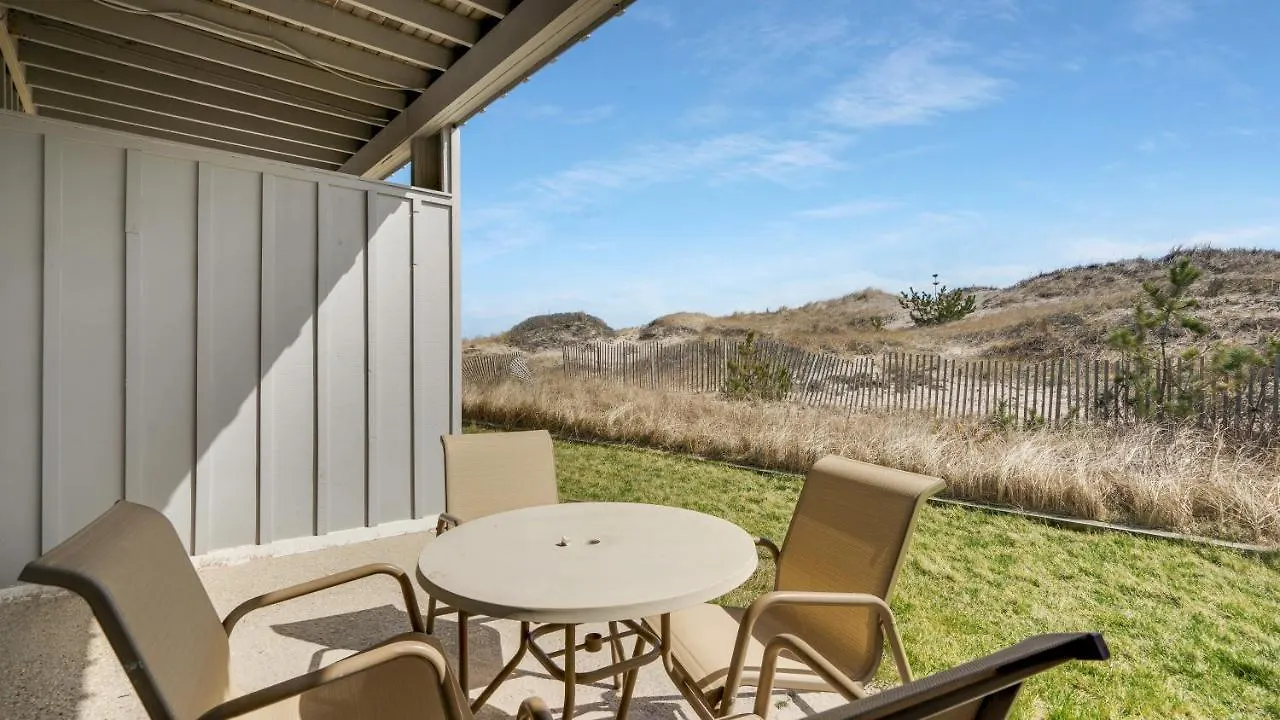 Resort Windward Shores 3*