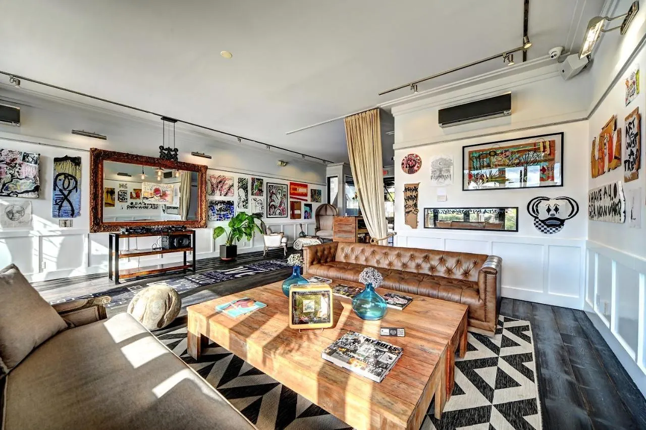 Otel The House