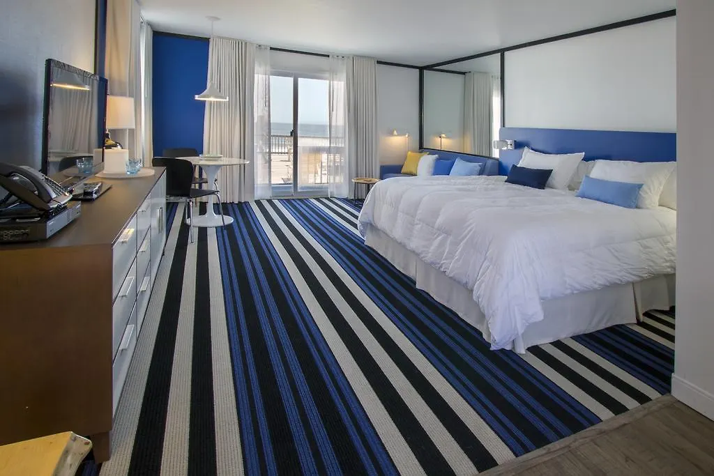 Feriested Blue
