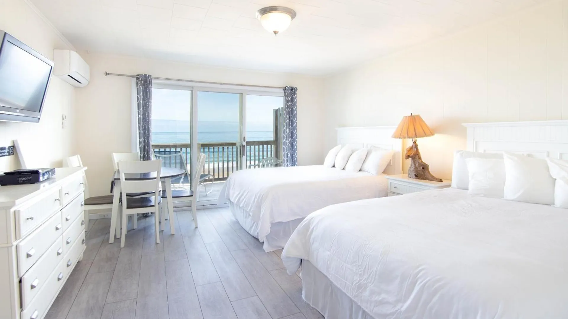 Wavecrest Montauk