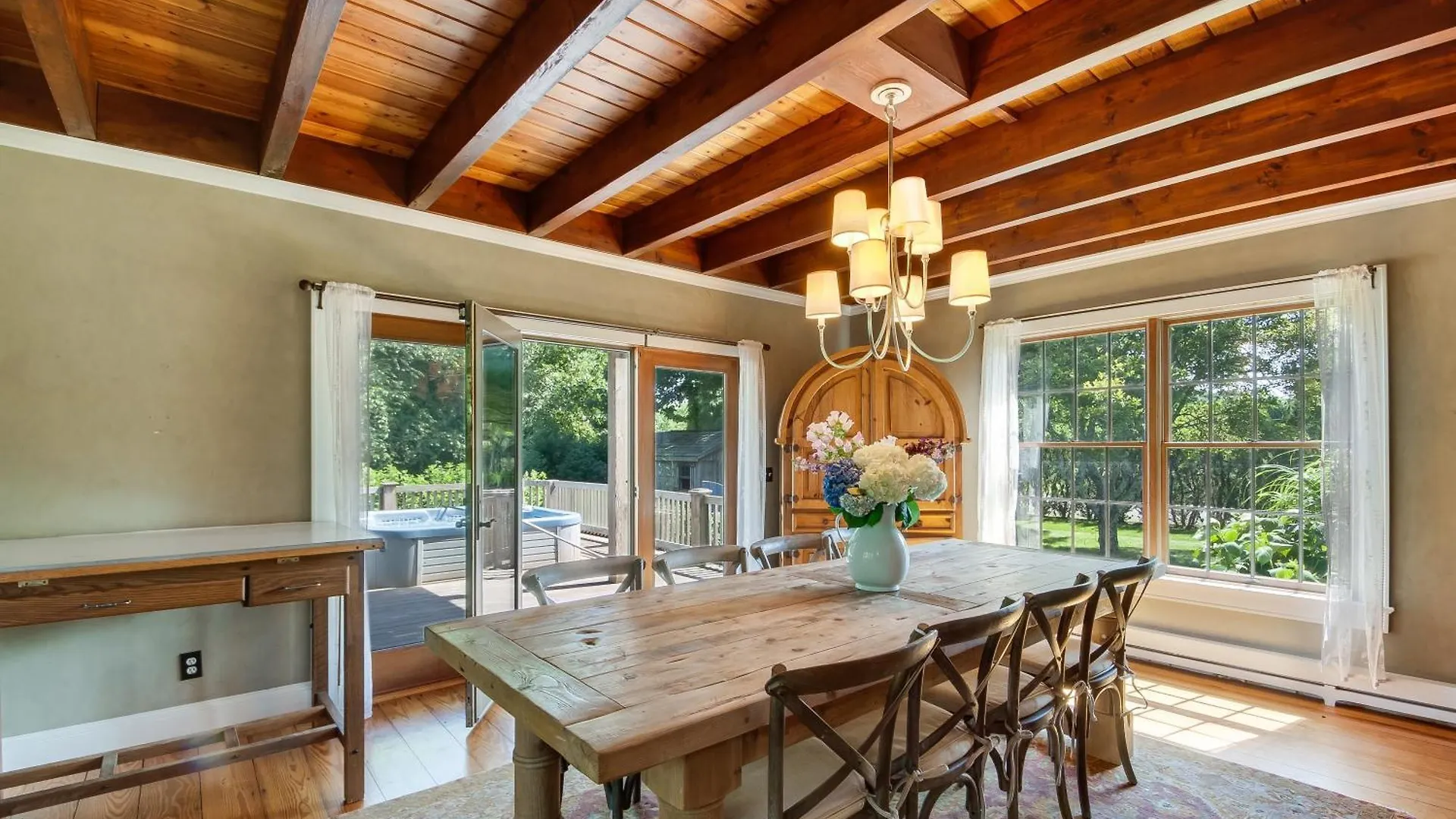 4br 3ba Hot Tub Media Weekly Rates Montauk