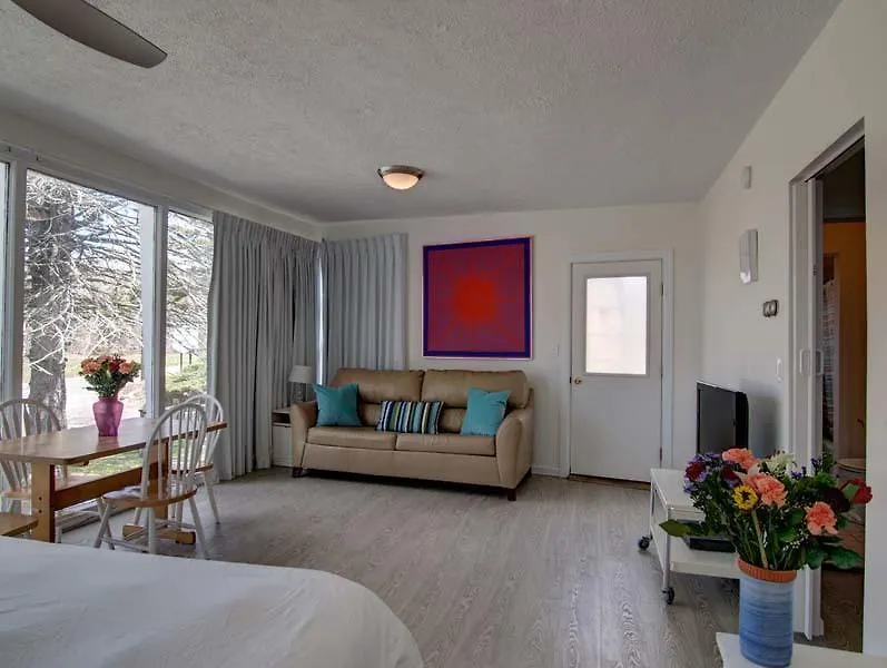 Wavecrest 3*