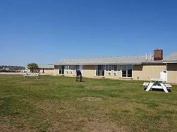Lodge Bungalows *