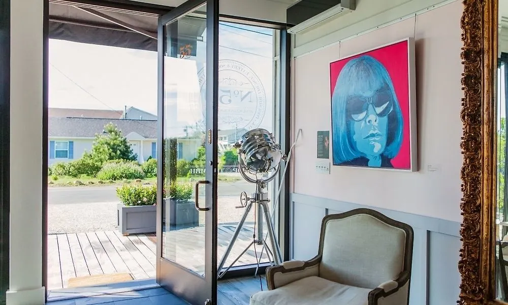 The House Otel