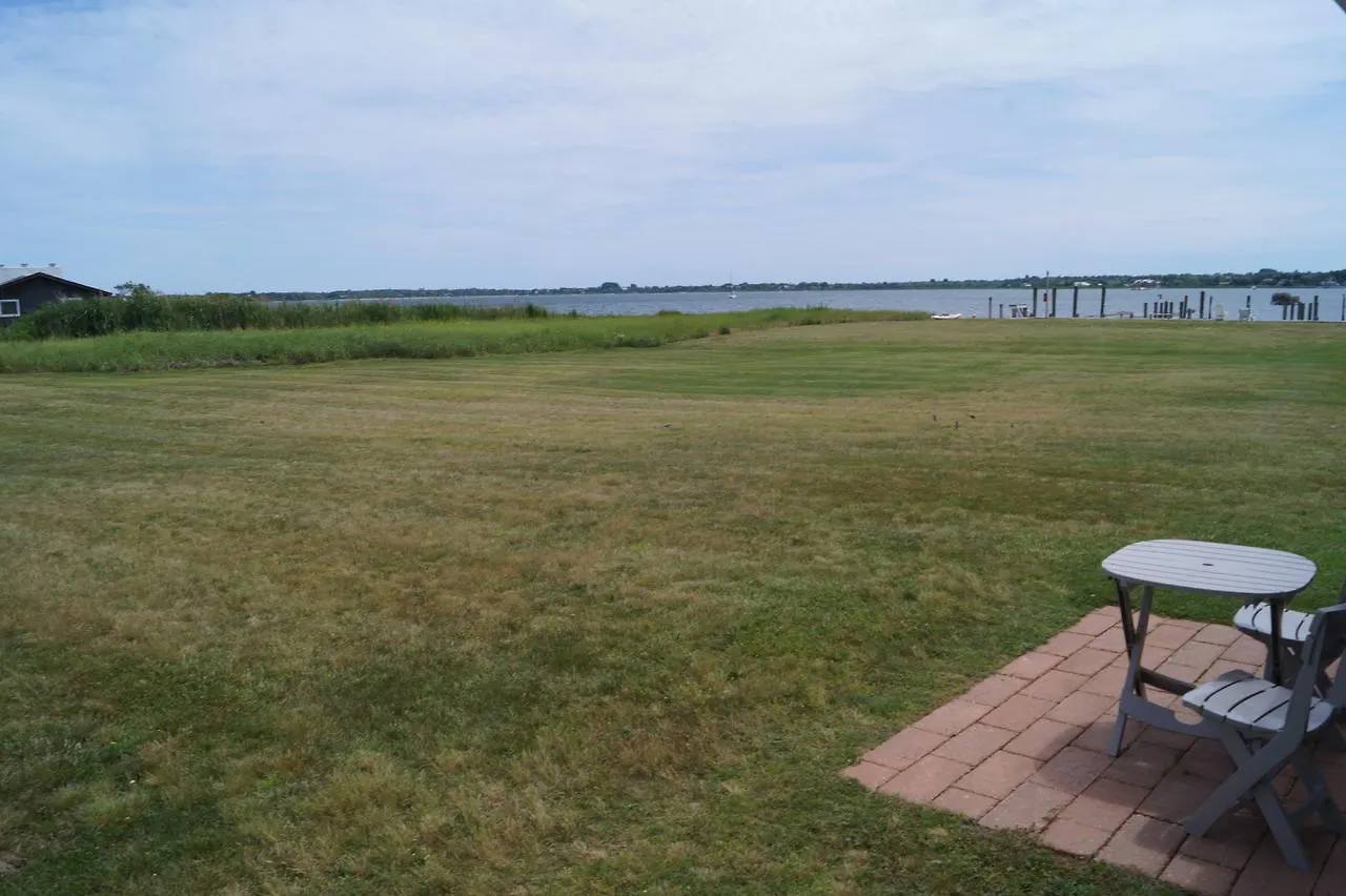 Bungalows * Montauk