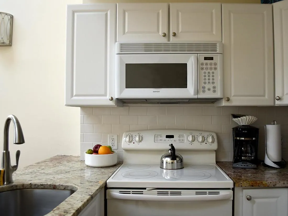 Windward Shores Resort 3*