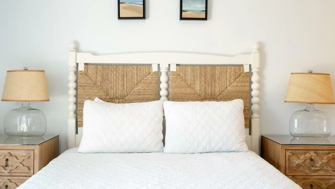 Resort Windward Shores 3*