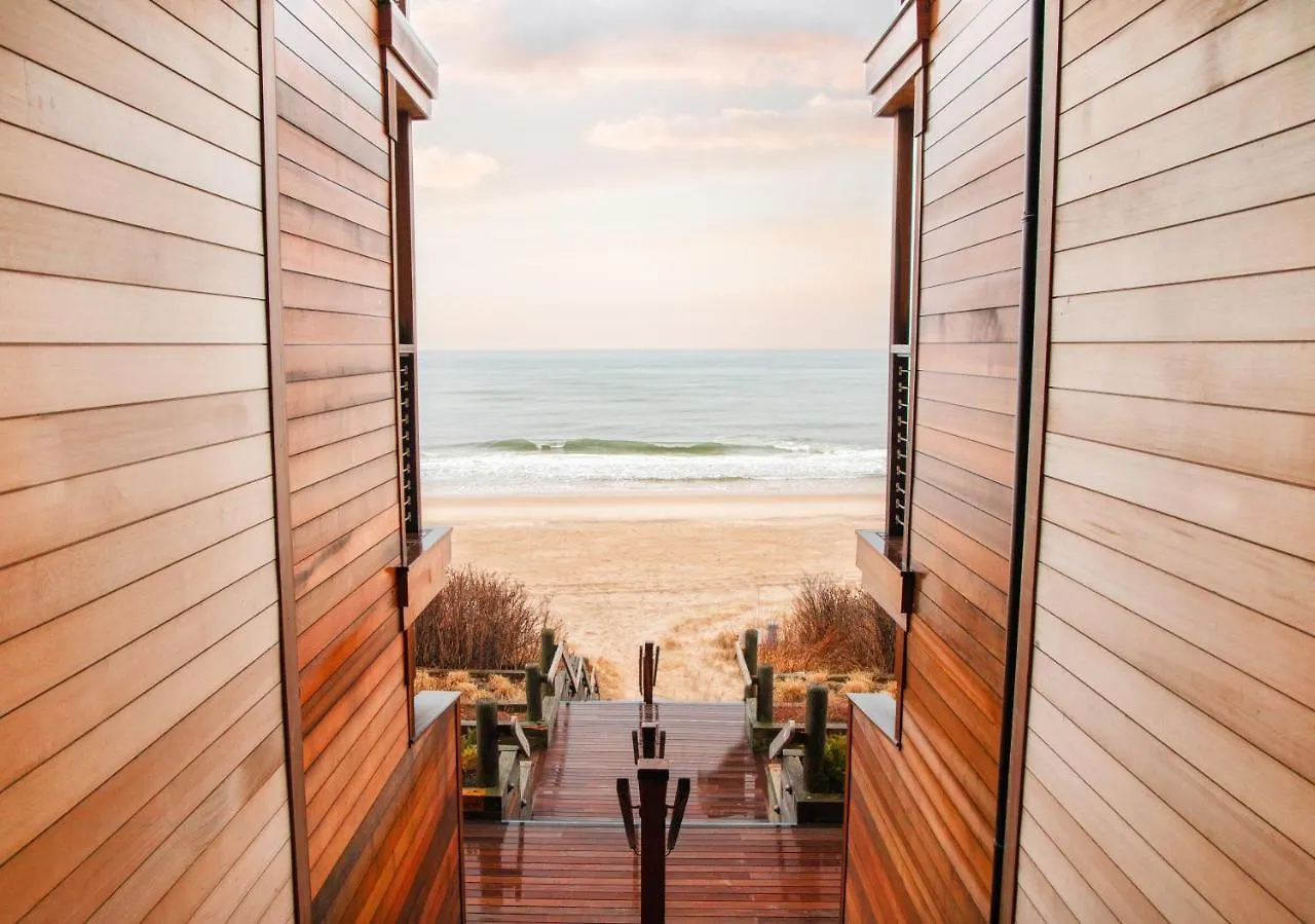 Gurney's & Seawater Feriested Montauk